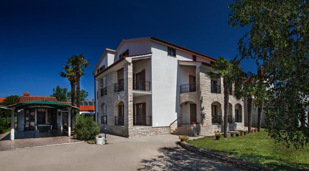B&B Moderno Fažana Kültér fotó